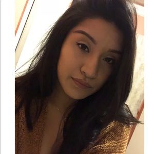 Meet your Posher, Mirella